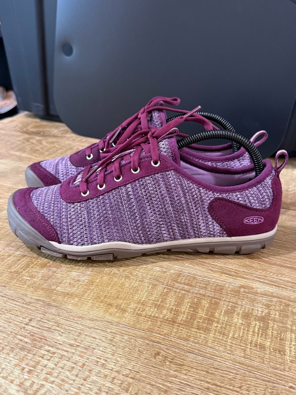 Keen | Hush Knit CNX Hiking Shoes | Wine | Size 9.5